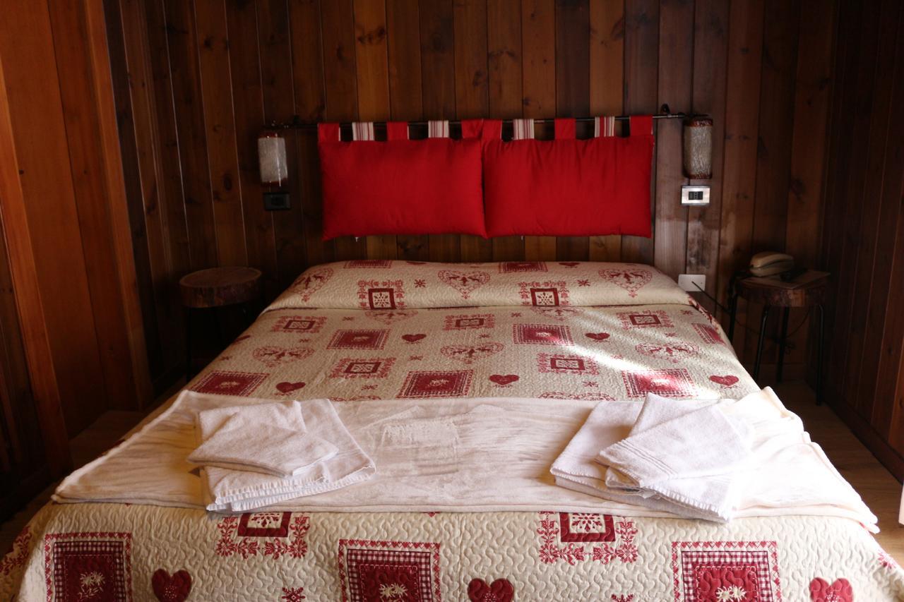 Hotel Vecchia America Folgarida Zewnętrze zdjęcie